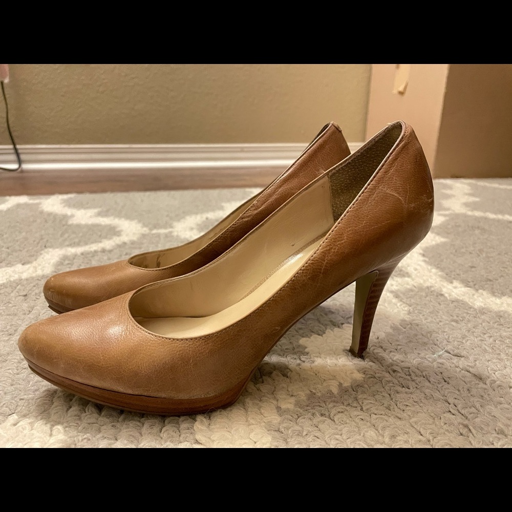 Nine West Natural heels size 6.5-leather